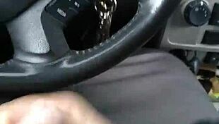 The mature bitch refused to swallow my cum in the blooper