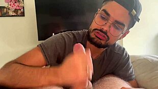 Big White Cock Cums In Mouth During Gay Encounter