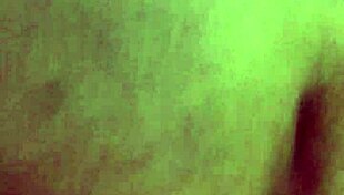 loira says goodbye to 2023 with anal toys 😍