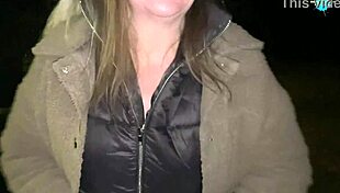 Mujeres Sin Hogar Enfrentan Humillación Pública en Clips Crudos