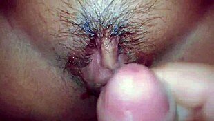 Kawan Desi Benar Sentuh Pepek Ketat Basah Untuk Kongkek Panas