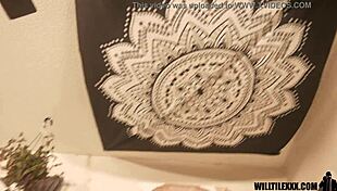 Loira Casada Learns Double Penetration With Sobrinha Celine Salles