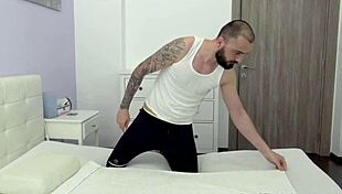 Curvy Milf Elisa Beth Surrenders Her Ass