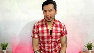 Straight amigo lets gay friend suck his 23cm cock