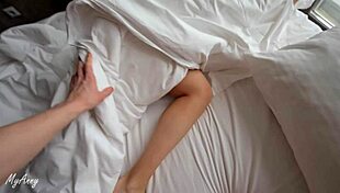 I woke up my stepsister with a creampie in missionary position