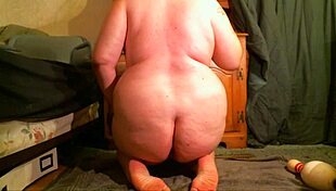 She Plays with Her Gaping Whore Ass