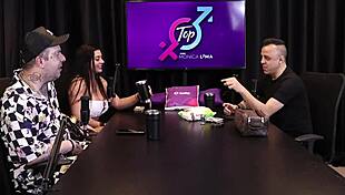 Watch freddy cum on the car door?