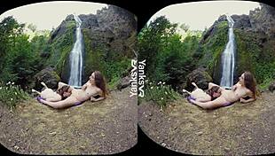 yanks vr presents hottie lesbian sierra masturbating