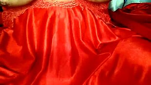 Sexy Moments Captured in Stunning Detail