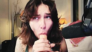 flowerava gives dildo bj on webcam with toys behind scenes 😘