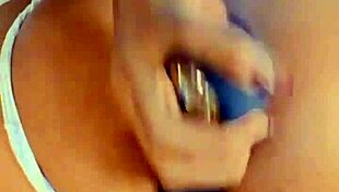 19-year-old girl with big pussy gets oral pleasure