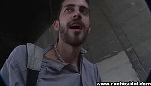Nacho Vidal goes back to the source of his sexual adventure and selects the most beautiful Colombian girls.