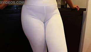 Juliacarioca in white leggings, showing off huge tanned ass. Anyone wanna join me?