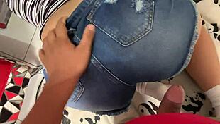 Wow, my stepsister's big ass distracts me while helping her!