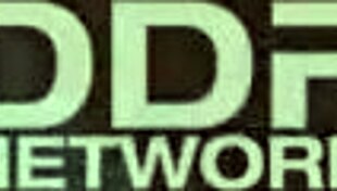 Aisha Fingers Her Pussy In Stockings