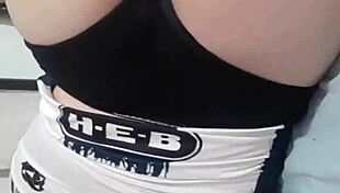 I’m so hooked, mi señora sucks me after her soccer game