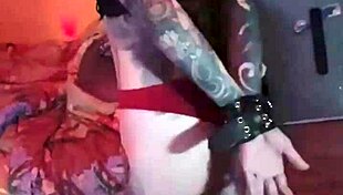 Beautiful Bondaged Tattooed Girlfriend Sandraxo1 Gives Blowjob to Amateur
