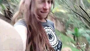 fugi do trabalho pra gozar sozinha no mato com venusss