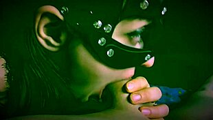 Watch her swallow cum in mouth 😋