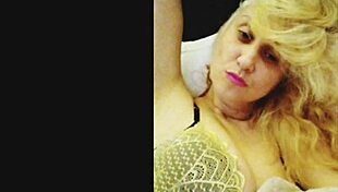 Linda's sexy tribute to my fat pantaneiro, showing off big tits and pussy! 😍