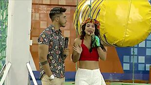 Let's start with the girls' lingerie parade in this sunny holiday battle!