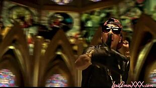 Watch Lexi Amor shake her ebony ass for you?