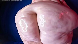 Mama Wants To Play Rough