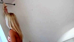 和真种马的狂野A片骑乘