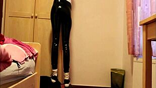 SNEAKER TRAMPLE FETISH ACTION