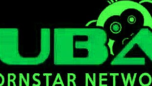 lesbian sluts sucking each other's juices 😋