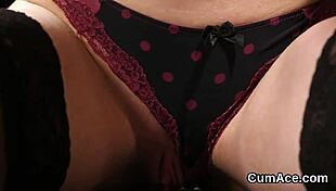 Wacky Looker Gets Jizz Shot On Her Face Swallowing All The Juice