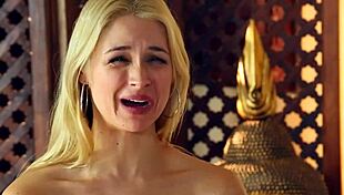 Secret voyeur movie from tricky massage apartment reveals erotic hardcore scenes