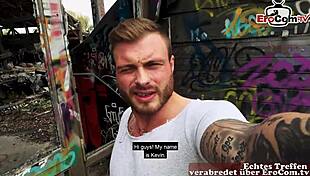 Outdoor analsex mit einer tätowierten deutschen milf beim echten sexdate