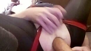 Thomas Odea enjoys big cocks.