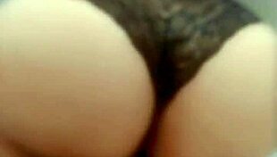 Stepdaughter Twerks Seductively for Filming Stepfather in POV