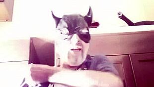 Thomas Odea enjoys big cocks.