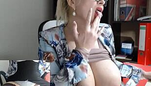 the sexy blonde nerd babe with big tits enjoys a solo session at home