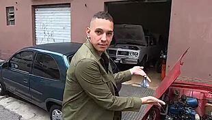 monique bertolini das pegadinhas do joao kleber dando um tour numa oficina de motorhome