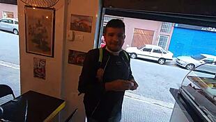 monique bertolini das pegadinhas do joao kleber dando um tour numa oficina de motorhome