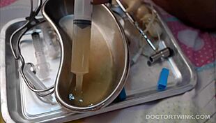 Asian twinks kevin and albert bareback sucking and fucking