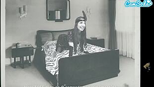 Sexy amateur stuffing her hairy pussy with dildos on webcam 😍