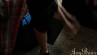 Househusband really heats up the kitchen with his wife 😏