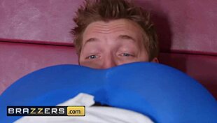 Moriah Mills Markus Dupree - Cross-Training For Cock - Brazzers