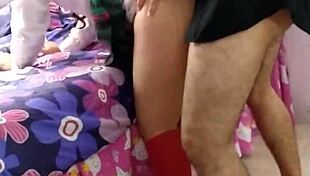 Video Real de Alumna Mexicana Muestra Gran Culo Virgen por Calificaciones y Se Graba