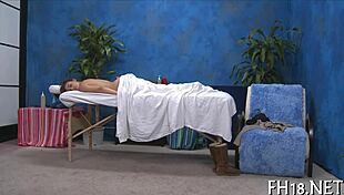 A beautiful 18-year-old beauty explores her sexy side