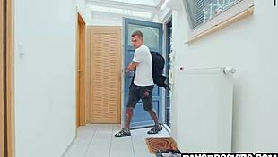 i'm cute 18yo teen touching myself, step brother spies on meee