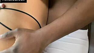 i see this novinha gettin fucked in the bathroom by the negao