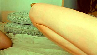 Stretching her tight asshole wide open on webcam for viewers