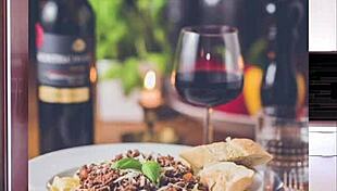 My neighbor is a yandere in this hentai game episode with neutral ending