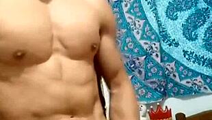 oh wow, my gay ass gets covered in cum from that monster cock reveal 😏💦